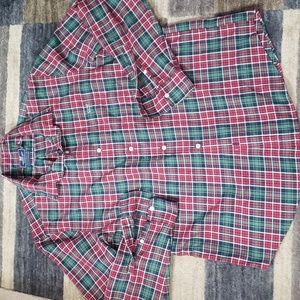 Vineyard vines shirt.     *7